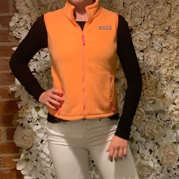 Vineyard Vines Orange Vest - Picture 1 of 5